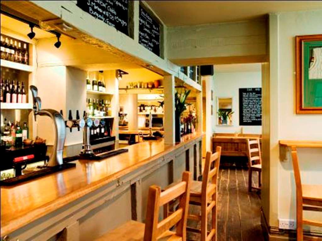 The White Hart Inn Winchcombe Restoran fotoğraf